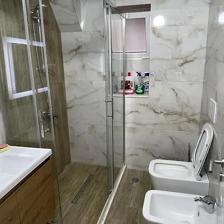 Apartment Center